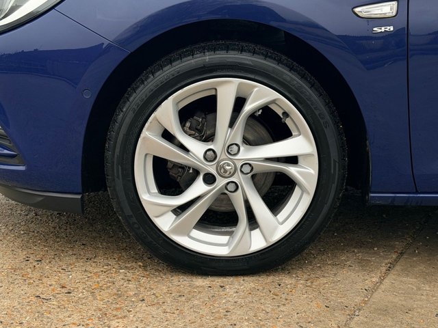 2018 Vauxhall Astra 1.4L SRI Nav 5dr - Photo 10
