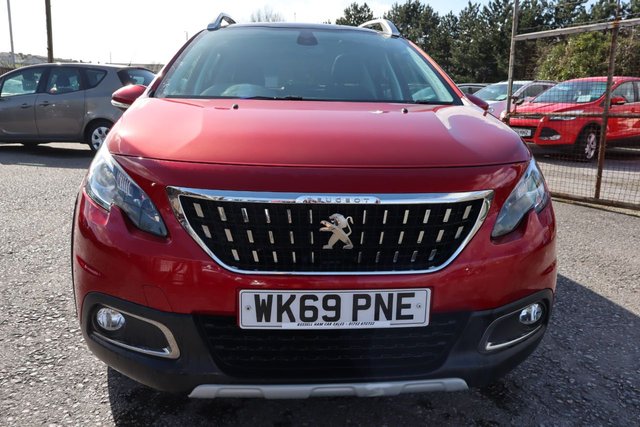 2019 PEUGEOT 2008 1.2 PureTech Allure Premium SUV 5dr Petrol Manual Euro 6 (s/s) (110 ps) - Photo 2