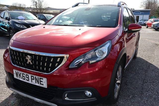 2019 PEUGEOT 2008 1.2 PureTech Allure Premium SUV 5dr Petrol Manual Euro 6 (s/s) (110 ps) - Photo 3