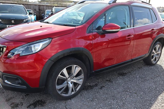 2019 PEUGEOT 2008 1.2 PureTech Allure Premium SUV 5dr Petrol Manual Euro 6 (s/s) (110 ps) - Photo 6