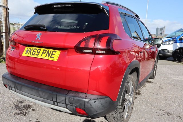 2019 PEUGEOT 2008 1.2 PureTech Allure Premium SUV 5dr Petrol Manual Euro 6 (s/s) (110 ps) - Photo 11