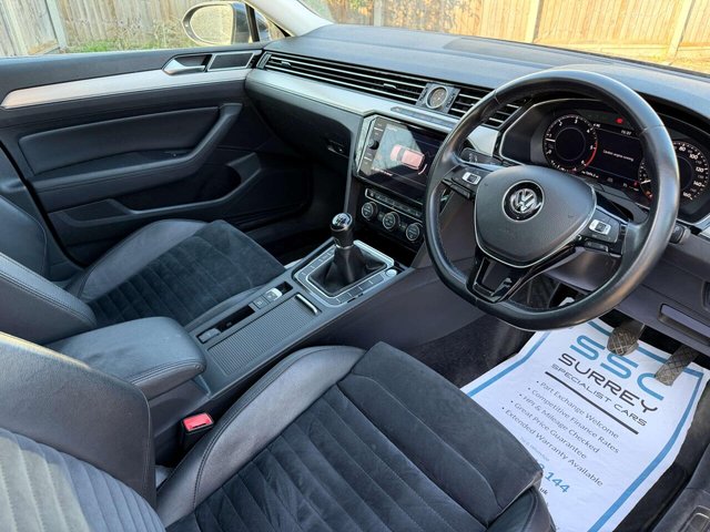 2019 Volkswagen Passat - Photo 5