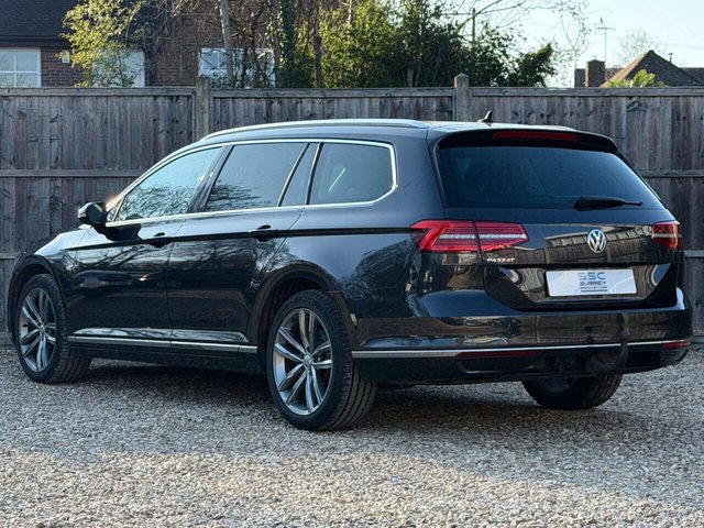 2019 Volkswagen Passat - Photo 4