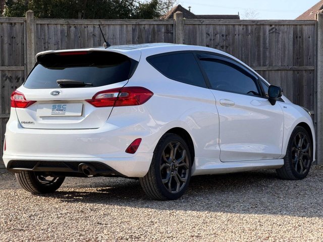 2019 Ford Fiesta - Photo 3