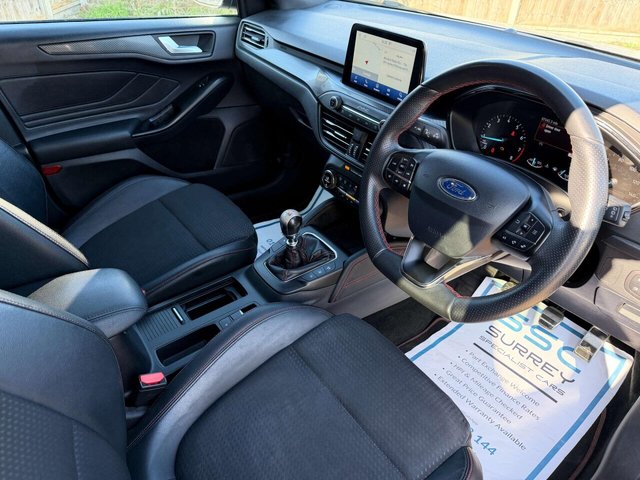 2018 Ford Focus - Photo 5