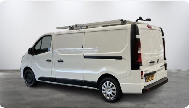 2019 Vauxhall Vivaro 1.6L Sportive 5dr - Photo 3