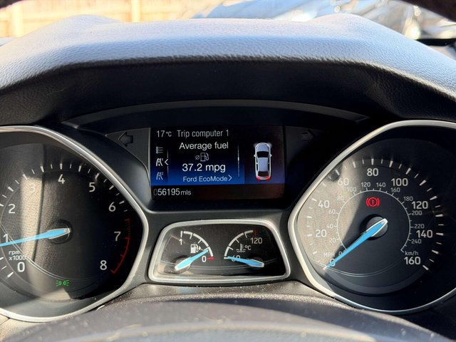 2017 Ford Focus - Photo 10