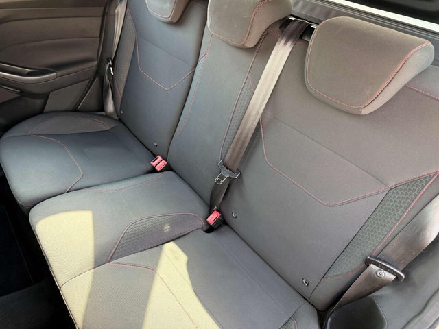 2017 Ford Focus - Photo 7