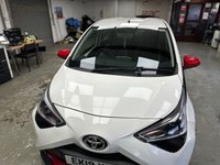 USED 2019 19 TOYOTA AYGO 1.0 VVT-i x-trend Funroof 5dr Petrol x-shift Euro 6 (71 ps) Automatic with Apple CarPlay