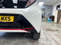 USED 2017 17 TOYOTA AYGO 1.0 VVT-i x-press Hatchback 5dr Petrol Manual Euro 6 (68 ps) Reverse camera + Bluetooth