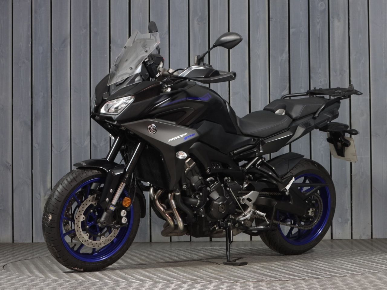 YAMAHA TRACER 900