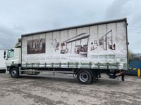 USED 2019 19 DAF CF 18T CURTAIN SIDED SLEEPER CAB WITH TUCK UNDER TAIL LIFT 
