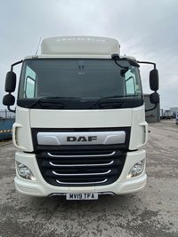 USED 2019 19 DAF CF 18T CURTAIN SIDED SLEEPER CAB WITH TUCK UNDER TAIL LIFT 