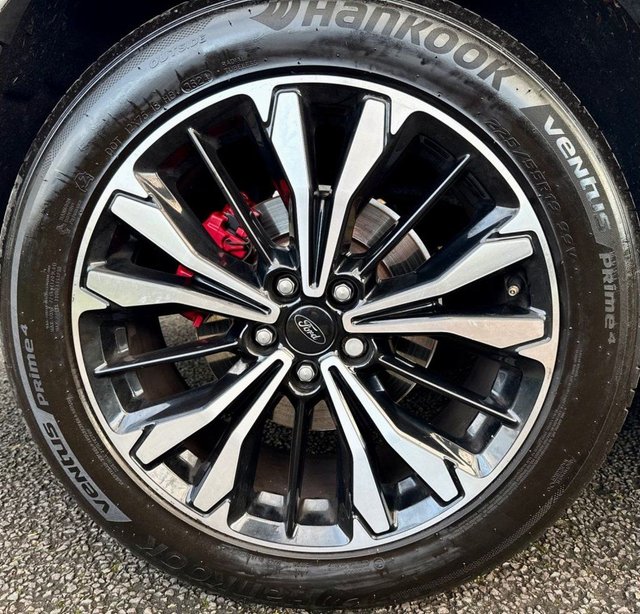 2022 FORD KUGA - Photo 8
