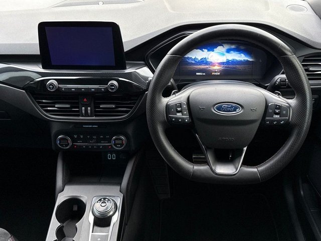 2022 FORD KUGA - Photo 10