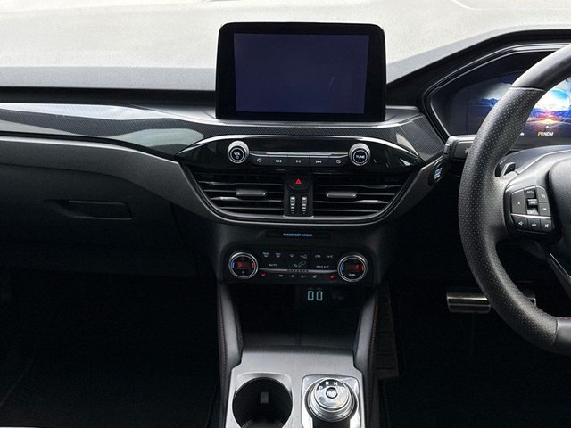 2022 FORD KUGA - Photo 11