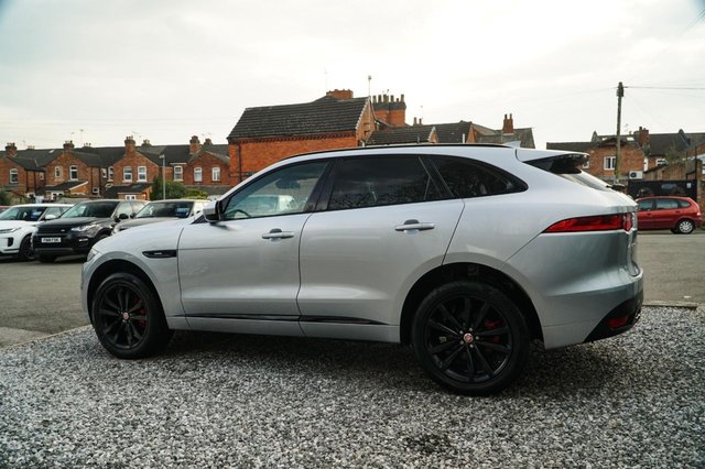 2017 JAGUAR F-PACE 2017 2.0 D180 R-Sport SUV 5dr Diesel Auto AWD Euro 6 (s/s) (180 ps) - Photo 10