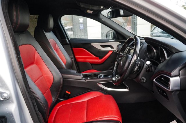 2017 JAGUAR F-PACE 2017 2.0 D180 R-Sport SUV 5dr Diesel Auto AWD Euro 6 (s/s) (180 ps) - Photo 2