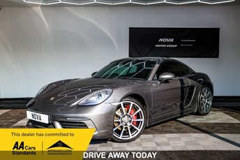 2017 PORSCHE 718 CAYMAN