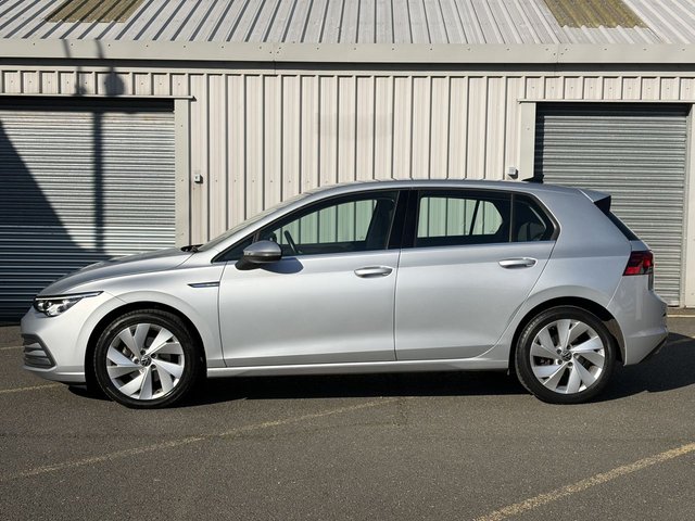 2020 VOLKSWAGEN GOLF - Photo 2