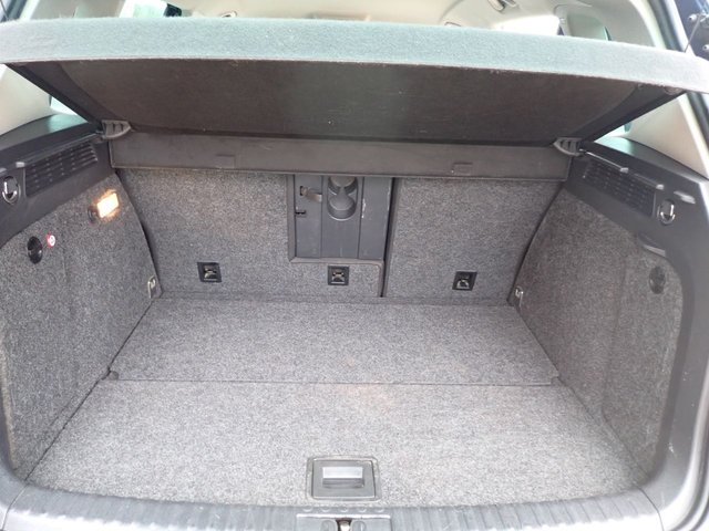 2012 VOLKSWAGEN TIGUAN - Photo 11