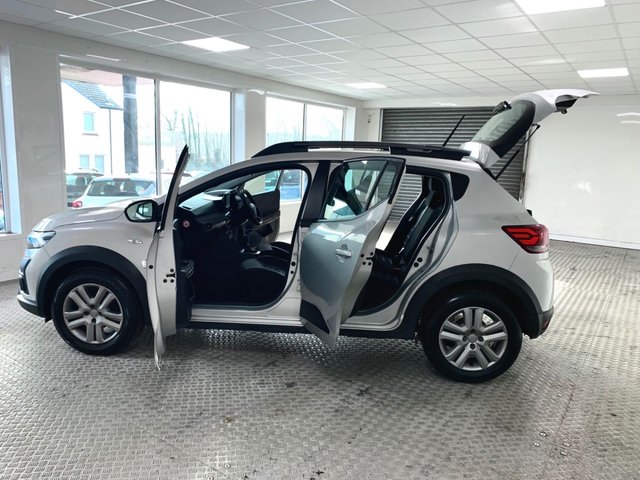 2023 Dacia Sandero Stepway 1L Expression 5dr - Photo 12