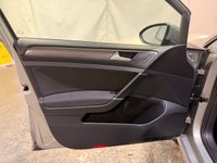 USED 2017 67 VOLKSWAGEN GOLF 1.4 TSI SE Nav Hatchback 5dr Petrol Manual Euro 6 (s/s) (125 ps) APPLE/ANDROID CAR PLAY SAT NAV PARKING SENSORS FRONT AND REAR