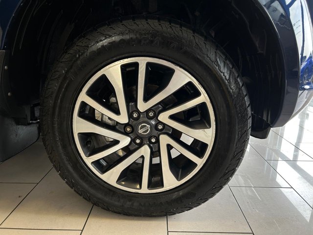 2016 Nissan Navara 2.3L Tekna 4dr - Photo 9