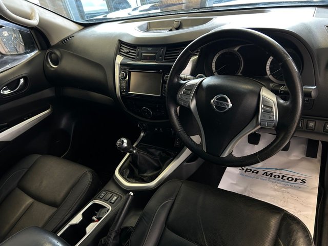 2016 Nissan Navara 2.3L Tekna 4dr - Photo 11