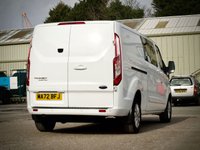 USED 2022 72 FORD TRANSIT CUSTOM 2.0 300 EcoBlue Limited Crew Van Double Cab 5dr Diesel Manual L2 H1 Euro 6 (s/s) (130 ps) Low Miles | Limited | Crew Van