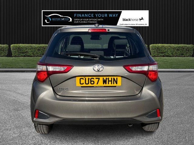 2017 Toyota Yaris 1.5L Icon 5dr - Photo 10