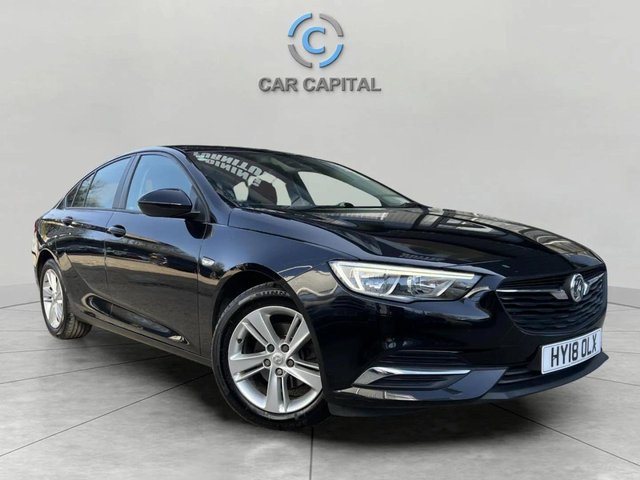 2018 Vauxhall Insignia 1.5L Design 5dr - Photo 4