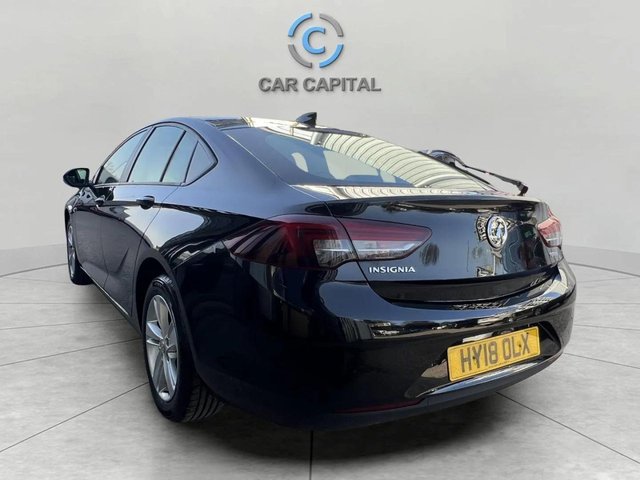 2018 Vauxhall Insignia 1.5L Design 5dr - Photo 11