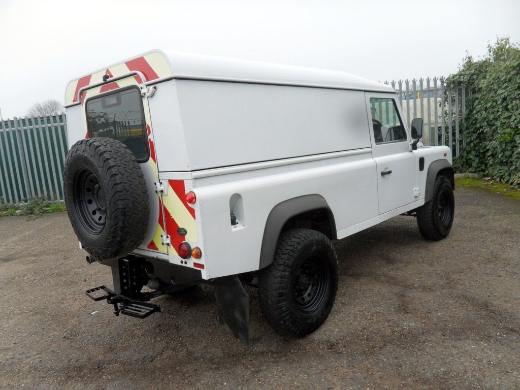 USED 2012 61 LAND ROVER DEFENDER 2.2 TDCi Hard Top SUV 3dr Diesel Manual 4WD MWB Euro 5 (122 ps) 1 Owner Full History &pound;18,500No Vat