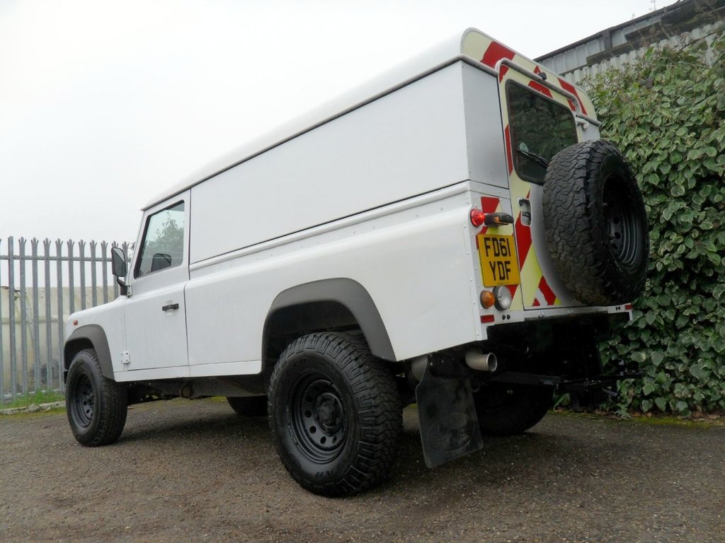 USED 2012 61 LAND ROVER DEFENDER 2.2 TDCi Hard Top SUV 3dr Diesel Manual 4WD MWB Euro 5 (122 ps) 1 Owner Full History &pound;18,500No Vat