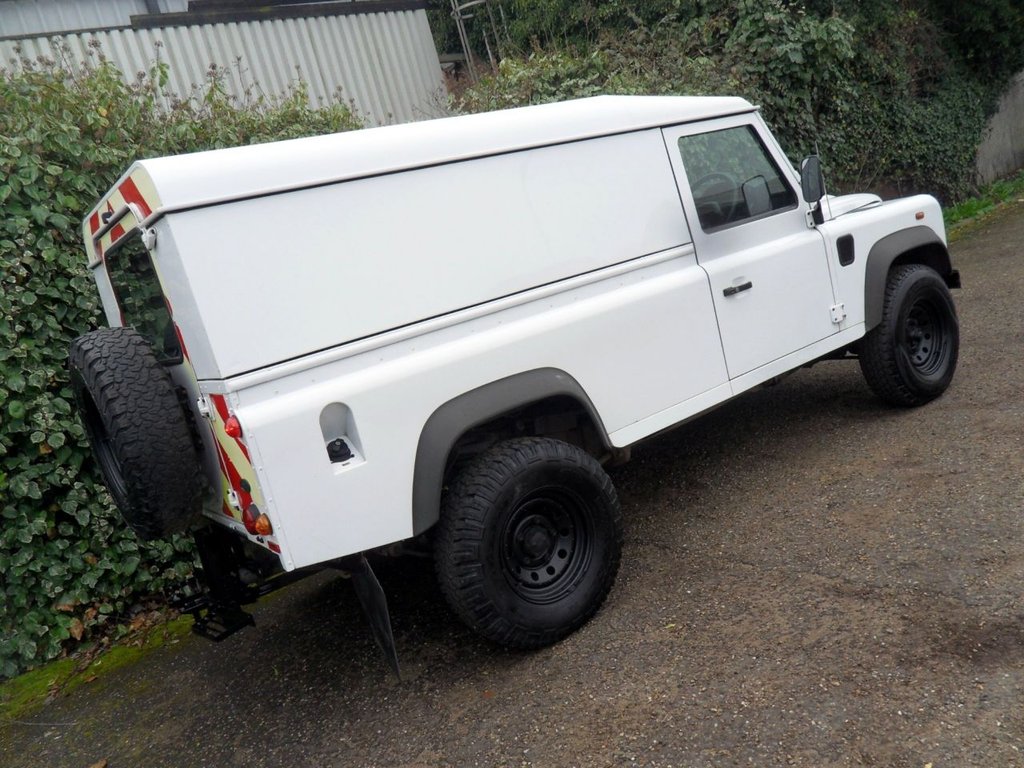 USED 2012 61 LAND ROVER DEFENDER 2.2 TDCi Hard Top SUV 3dr Diesel Manual 4WD MWB Euro 5 (122 ps) 1 Owner Full History &pound;18,500No Vat