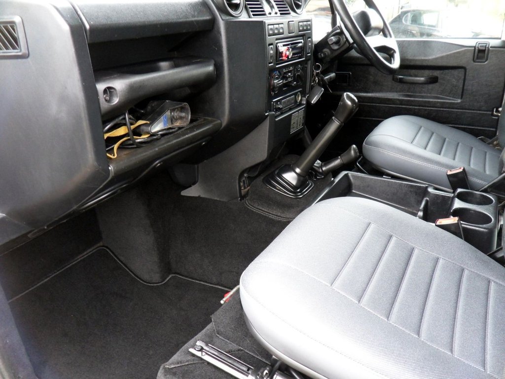 USED 2012 61 LAND ROVER DEFENDER 2.2 TDCi Hard Top SUV 3dr Diesel Manual 4WD MWB Euro 5 (122 ps) 1 Owner Full History &pound;18,500No Vat