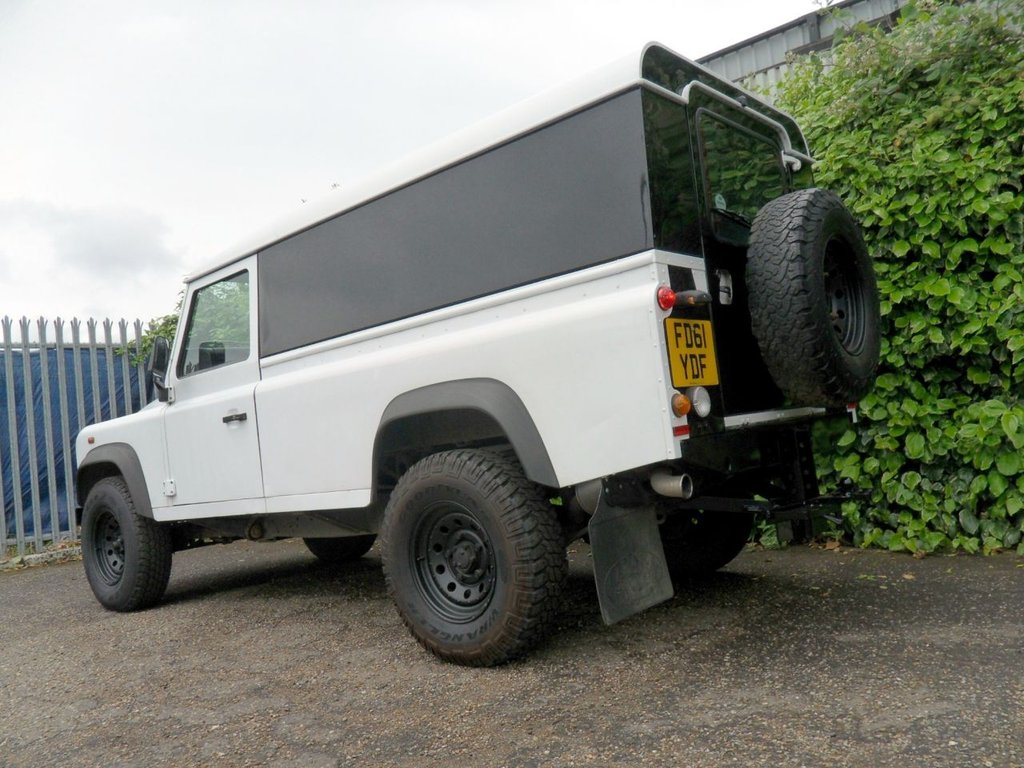 USED 2012 61 LAND ROVER DEFENDER 2.2 TDCi Hard Top SUV 3dr Diesel Manual 4WD MWB Euro 5 (122 ps) 1 Owner Full History &pound;17k No Vat