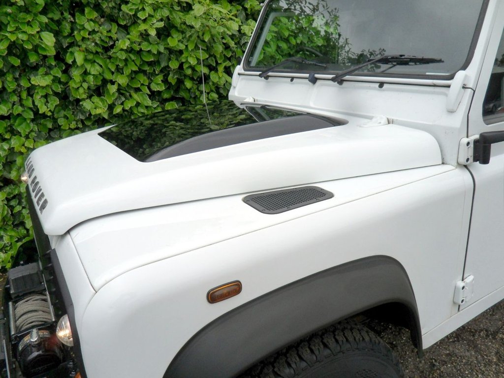 USED 2012 61 LAND ROVER DEFENDER 2.2 TDCi Hard Top SUV 3dr Diesel Manual 4WD MWB Euro 5 (122 ps) 1 Owner Full History &pound;17k No Vat