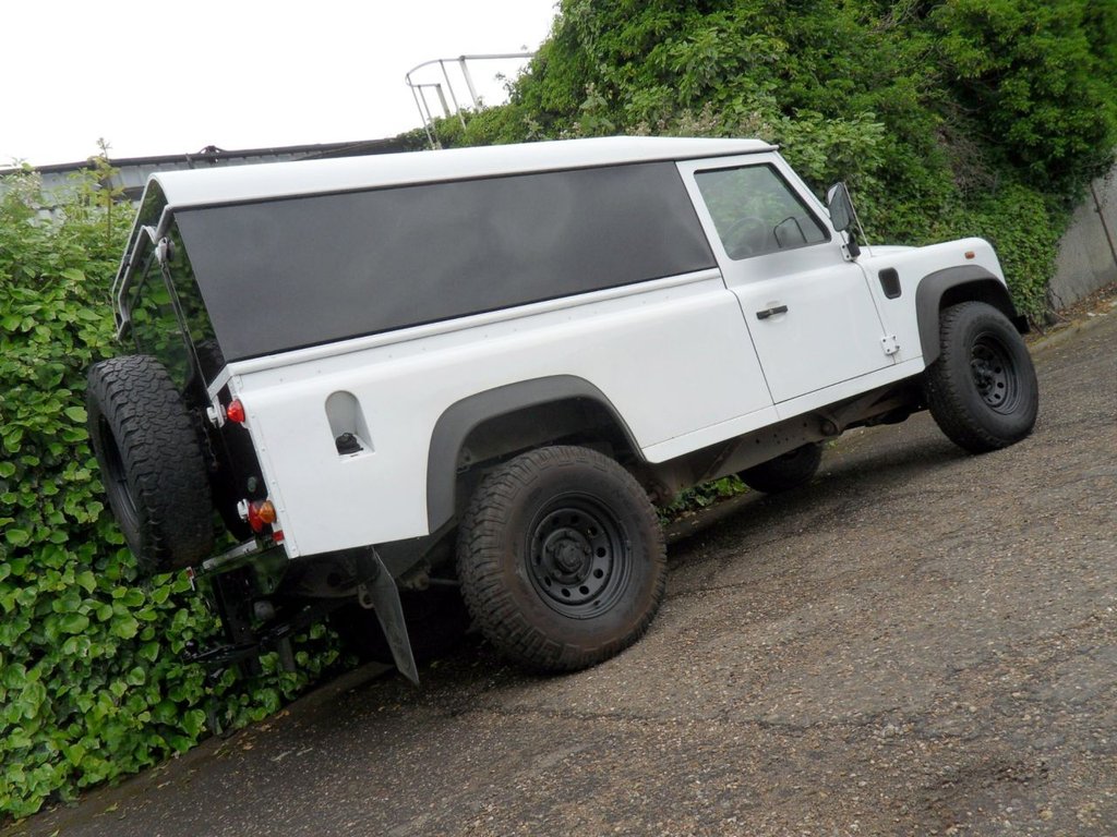 USED 2012 61 LAND ROVER DEFENDER 2.2 TDCi Hard Top SUV 3dr Diesel Manual 4WD MWB Euro 5 (122 ps) 1 Owner Full History &pound;17k No Vat