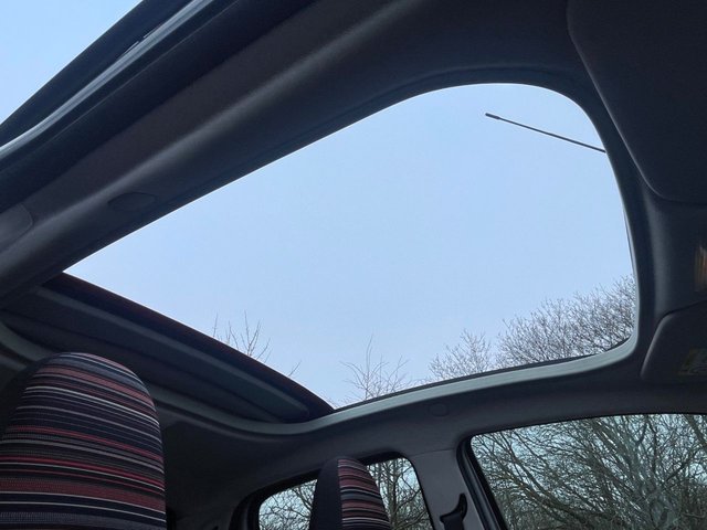 2015 CITROEN C1 - Photo 9