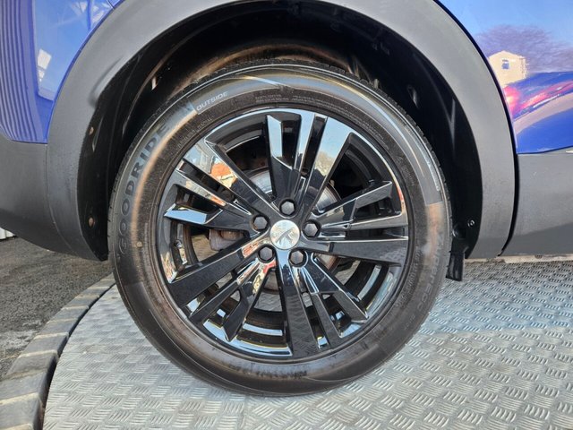 2017 PEUGEOT 3008 - Photo 10