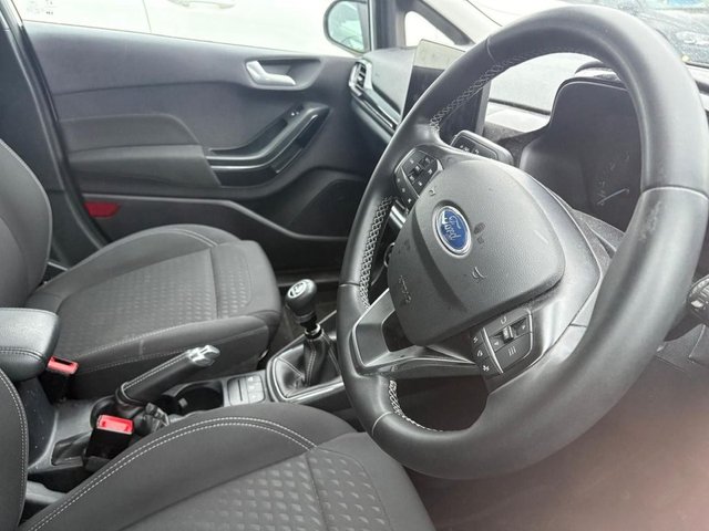 2021 Ford Fiesta 1L Titanium 5dr - Photo 2