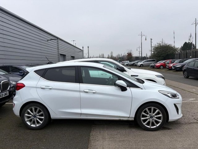 2021 Ford Fiesta 1L Titanium 5dr - Photo 3