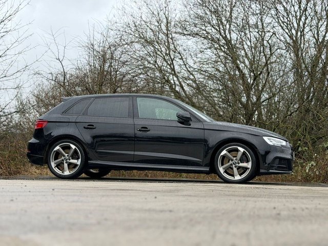 2018 AUDI S3 - Photo 2