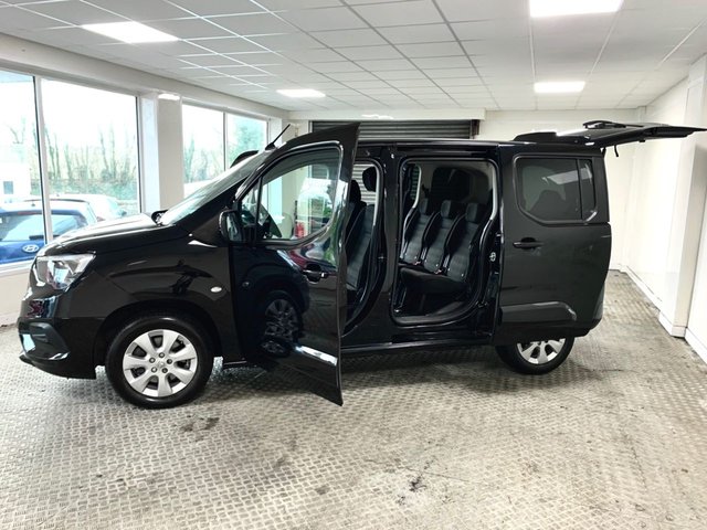 2023 Vauxhall Combo Life 1.5L Se 5dr - Photo 12