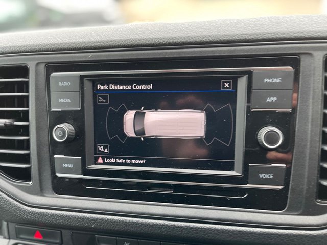 2023 Volkswagen Crafter 2L Trendline 5dr - Photo 11