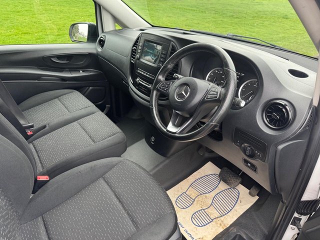 2021 Mercedes-Benz VITO - Photo 12