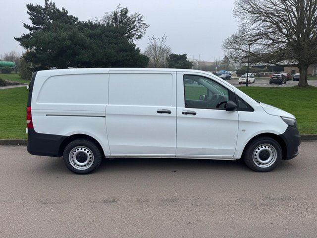 2021 Mercedes-Benz VITO - Photo 4