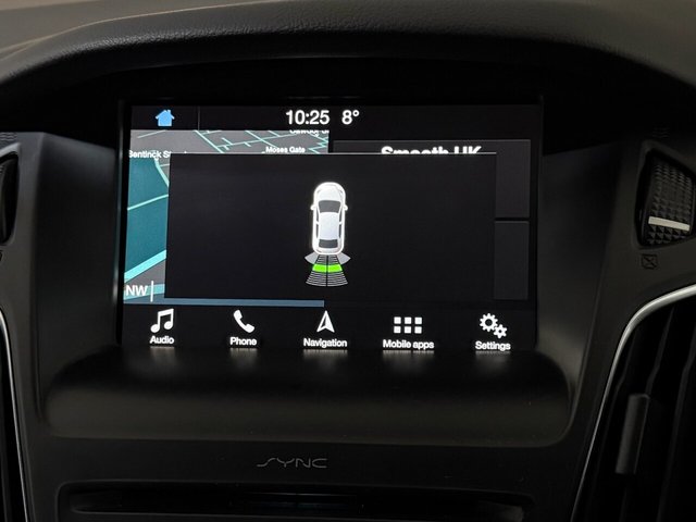 2017 FORD FOCUS 1.5 TDCi Zetec Edition Hatchback 5dr Diesel Manual Euro 6 (s/s) (120 ps) - Photo 3